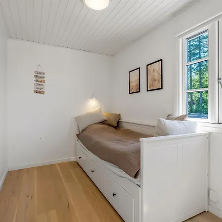 Vakantiehuis Leea - 100m From The Sea By Interhome