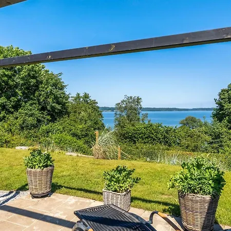 Leea - 100m From The Sea By Interhome Feriehus *